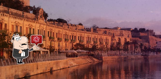 Sunny tour of Michelin Star restaurants in Malta