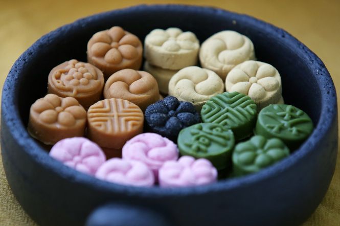 Traditional Korean confectionery Dasik. Image by Korea.net / Korean Culture and Information Service. License: CC BY-SA 2.0 DEED