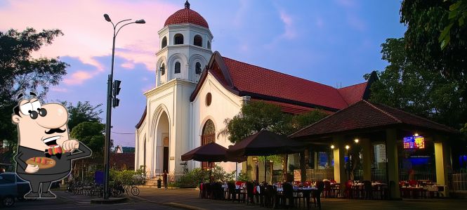 Where to eat in Semarang, Java: top 5 spots for any occasion