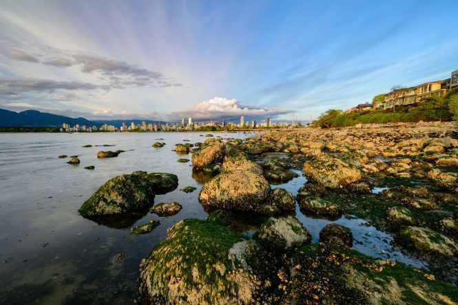 La plage de Kitsilano. Photo de Vlad D sur Unsplash