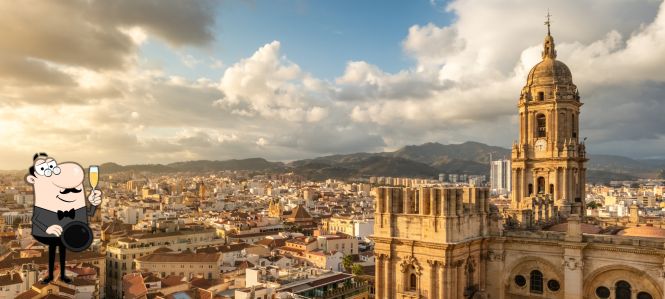 Best of Málaga, Spain: What to See, Eat & Do in 2025