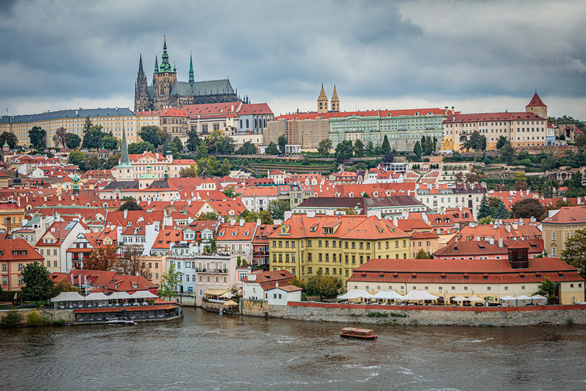 Living in the Czech Republic: Expat insights & best local eats in Prague