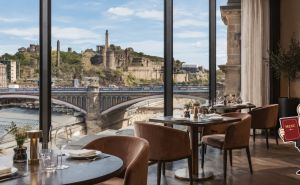 8 best restaurants with Edinburgh Castle views