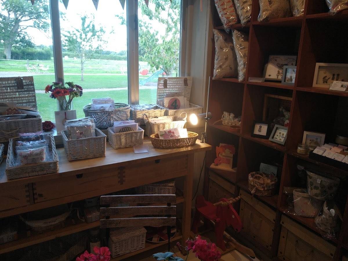Menu at Tanhouse Farm Shop cafe, Newdigate