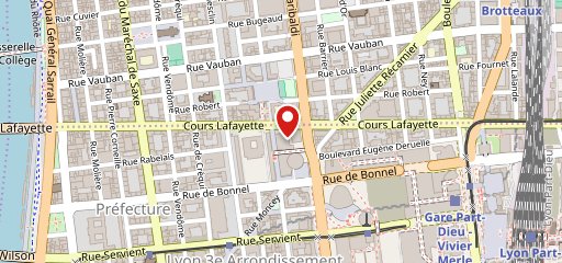 AOC LES HALLES sur la carte