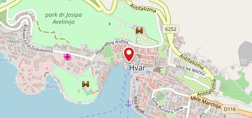 Central Park Club, Hvar sur la carte