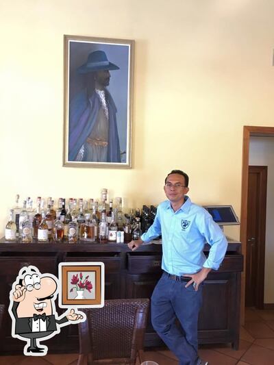 Dai un'occhiata agli interni di Aiolfi