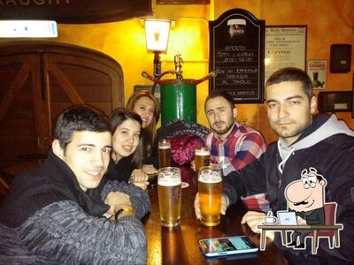 Gli interni di Irish Pub