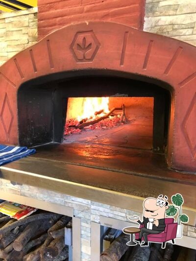 Dai un'occhiata agli interni di Gusto In Tempo - Pizzeria