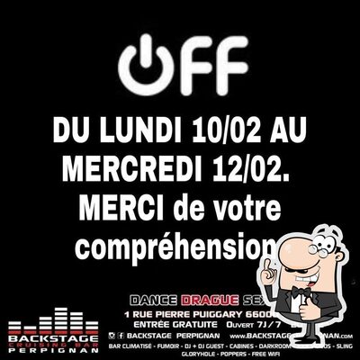 L'annonce publicitaire montre les informations sur Backstage