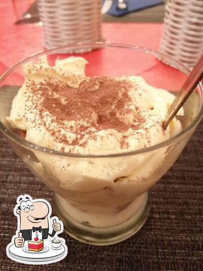 Non scordarti di provare un dessert al ristorante Da Momò Pizzeria Ristorante