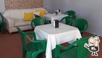 Veja imagens do interior do CAFE CAIAPO e CAFE O BOM