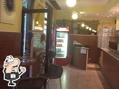 Gli interni di Ciccioformaggio pizzeria