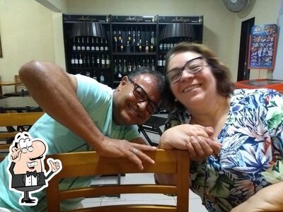 Veja imagens do interior do Padaria Solares Delicatessem