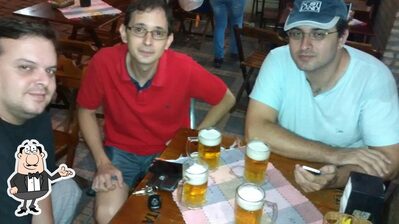 Veja imagens do interior do Bar do Gaguinho