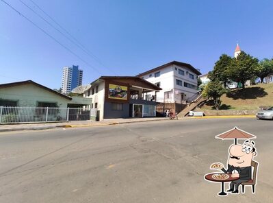 Desfrute da vista da área externa do Fogão a Lenha Restaurante