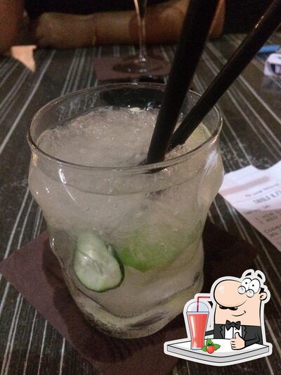 Puoi goderti un drink dal menu