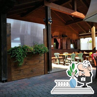 La parte esterna è una caratteristica importante di Tennis Bar