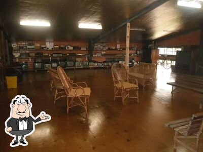 Veja imagens do interior do Carroça Velha Contenda PR