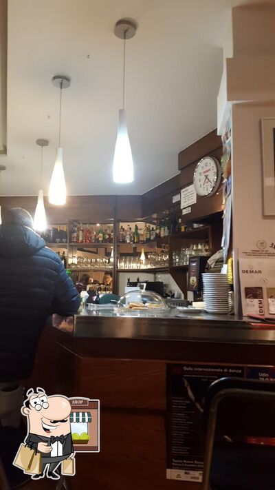 Gli esterni di Bar Verdi
