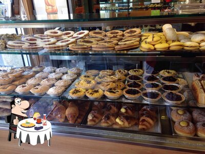 Essayez l'un des hamburgers servi à Cornetti e Caffé