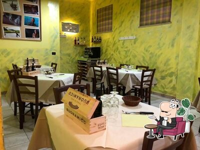 Gli interni di Gusto In Tempo - Pizzeria