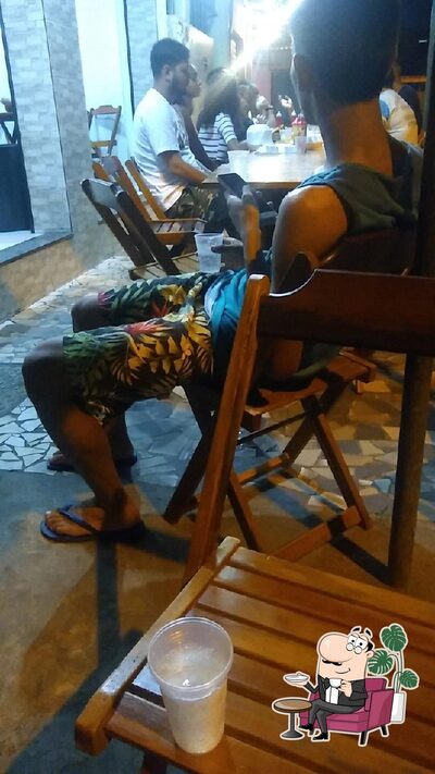 O interior do Rei Lanches Supreme