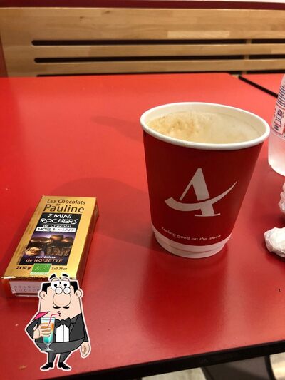 Calma la tua sete con un drink al caffè bar A Café