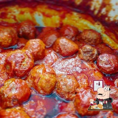 Prenditi piatti di carne dal menu