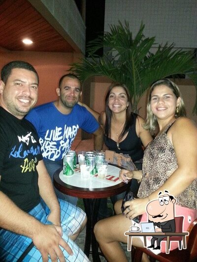 Veja imagens do interior do Bar do Gaguinho