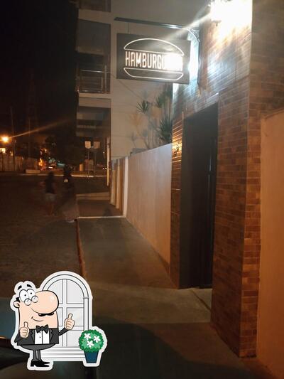 Veja o exterior do Art Burguer