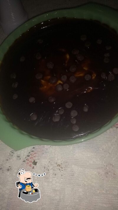 Comida em L&M Pizza e Lanches