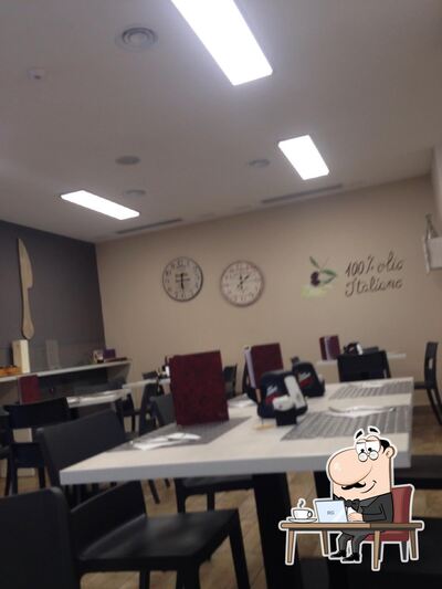 Dai un'occhiata agli interni di La Strada del Gusto