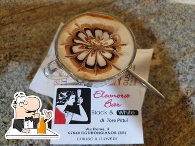 Puoi goderti un drink dal menu