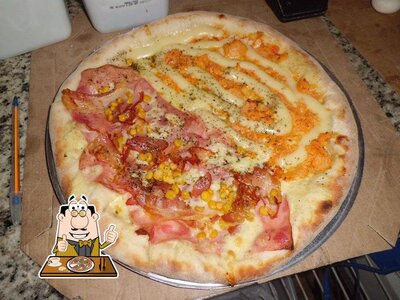 Peça diversos tipos de pizza