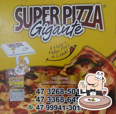 Comida em Super Pizza Gigante De Porto Belo