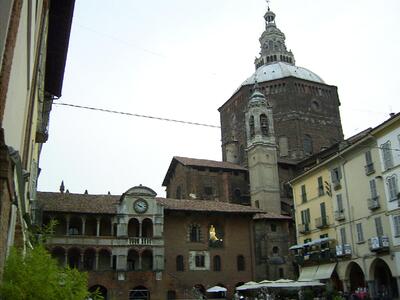 Pavia