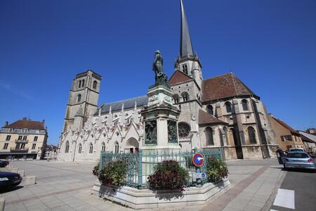 Auxonne