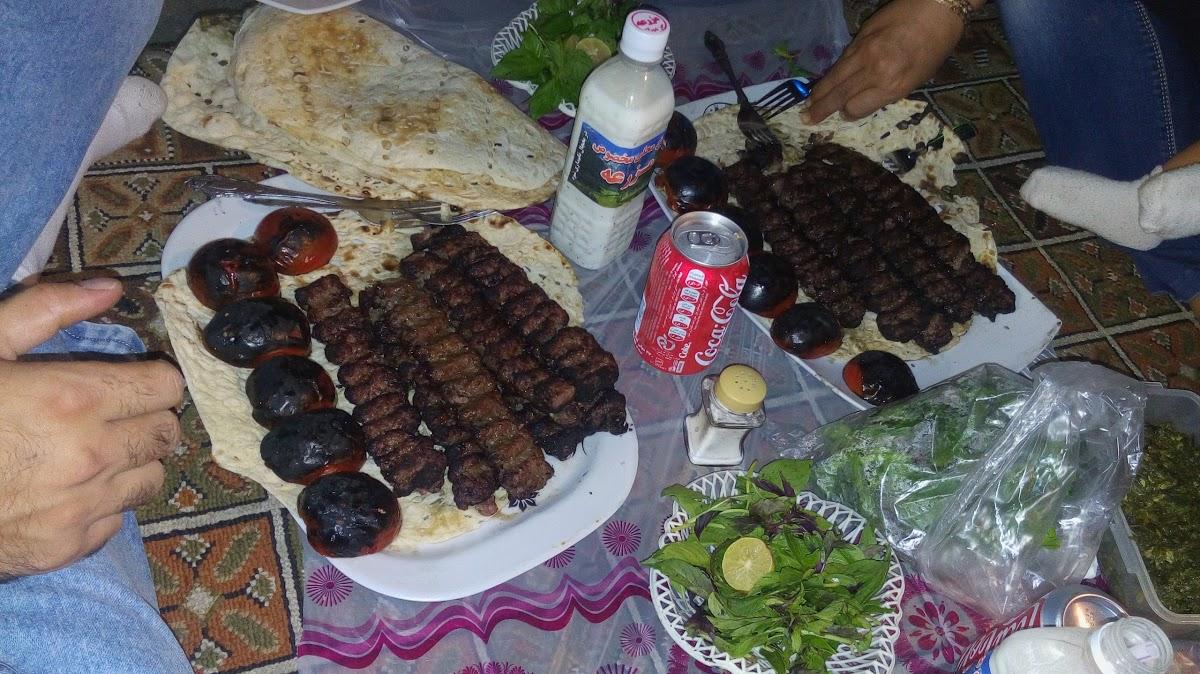 کبابی کلبه