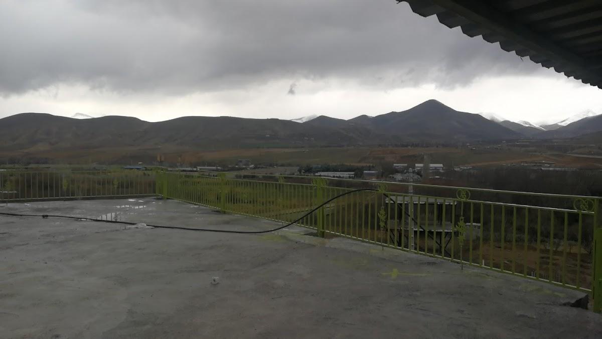 باغ رستوران شب نشین