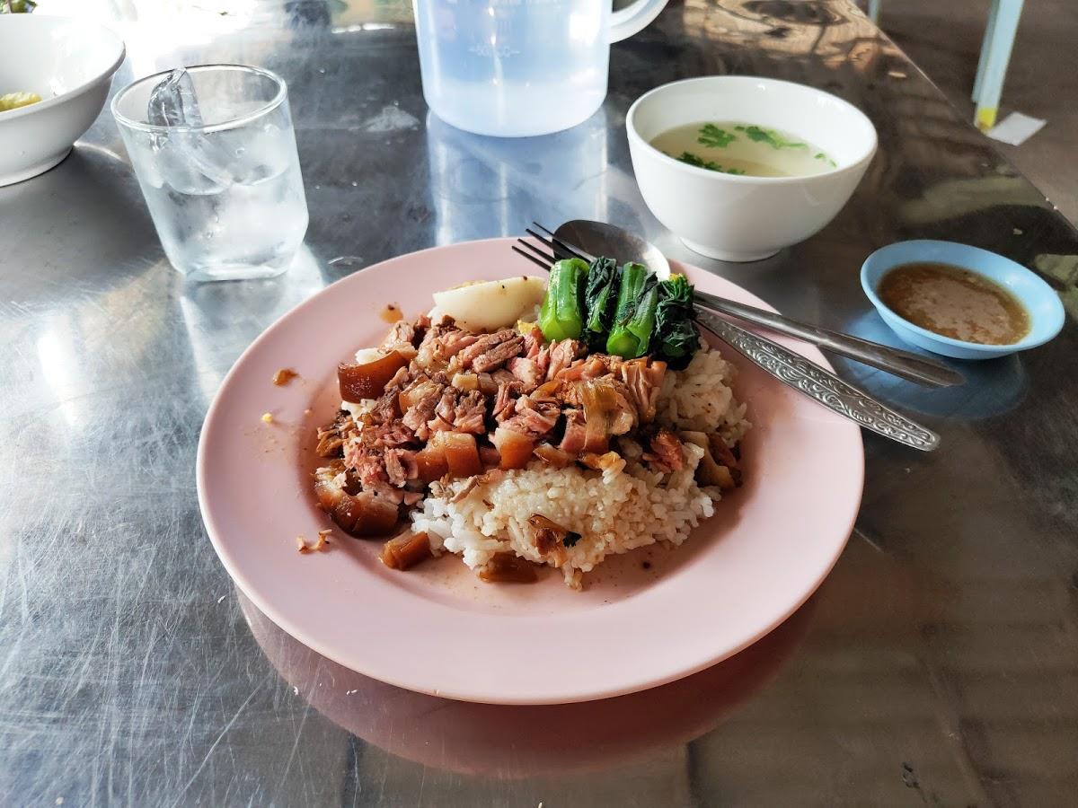 ອານັນໄຊ ຊີ້ນດາດ