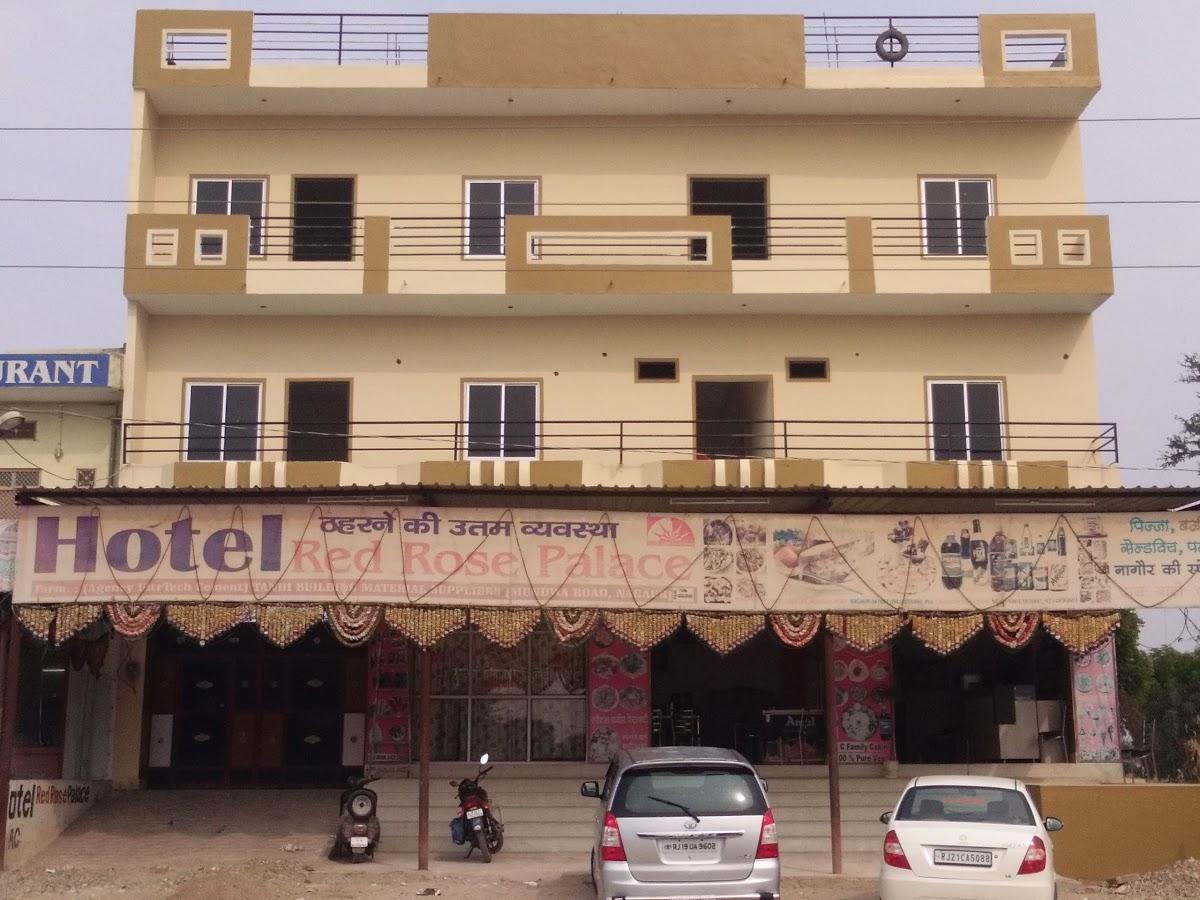 Hotel Red Rose Palace