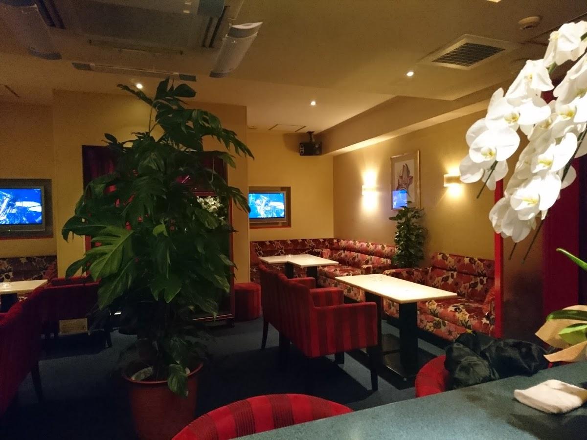 karaoke bar YOKAYOKA