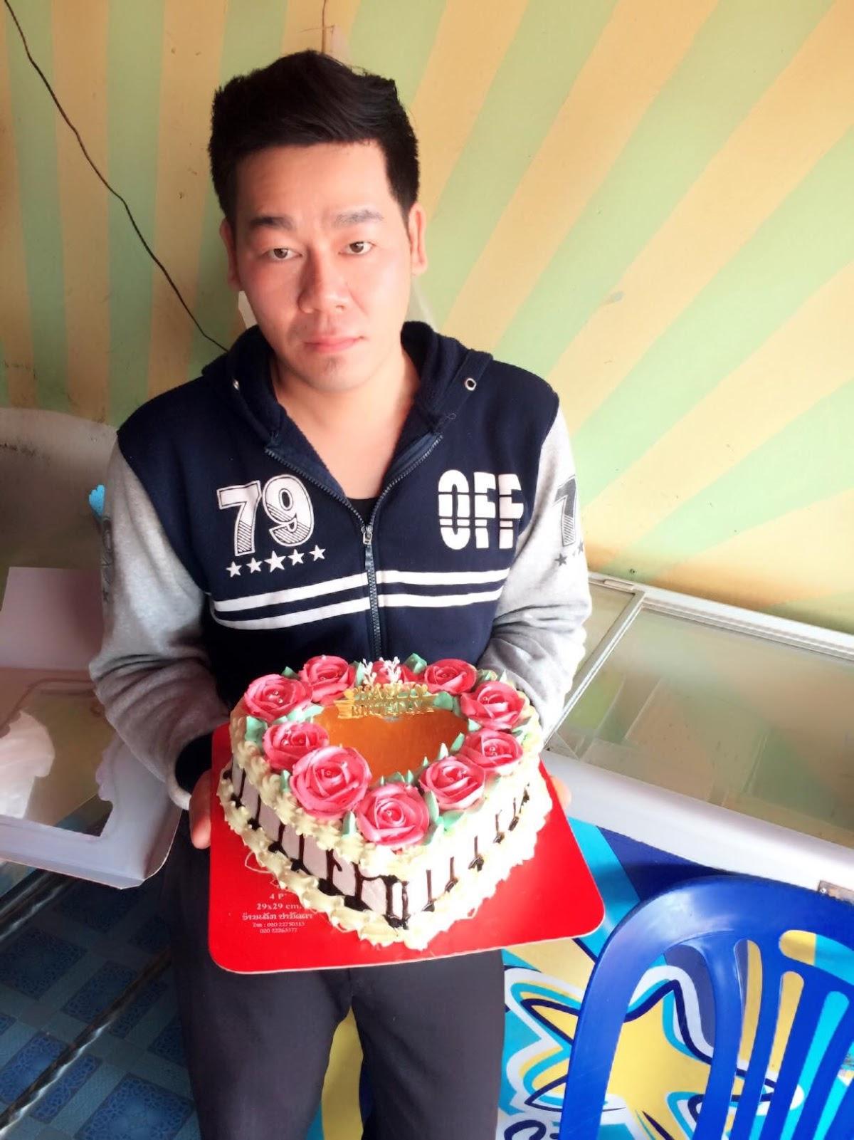 ຮ້ານ ເຄັກ&ກະແລັມ