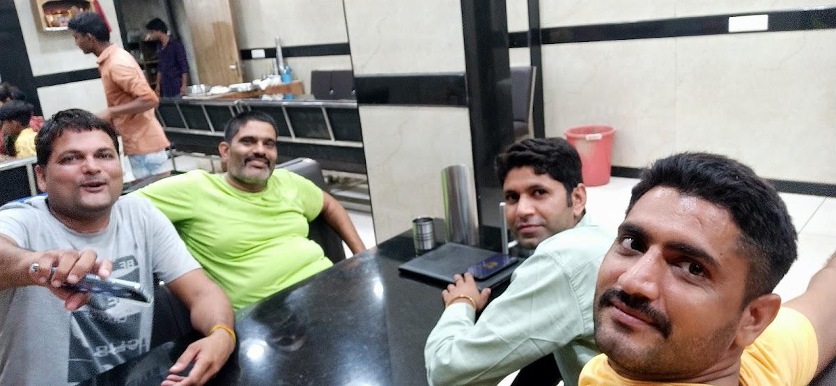 Puniya pailas Hotal bikaner bhojnalya