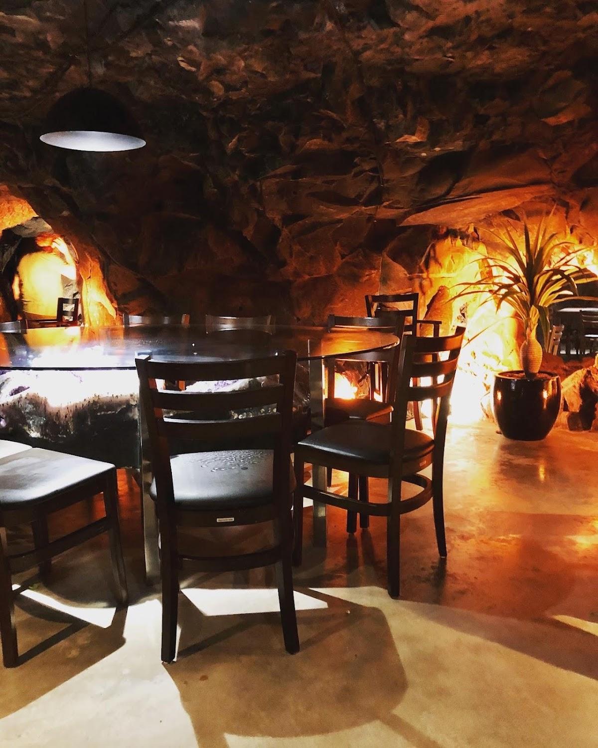 Garimpo Restaurante Subterrâneo