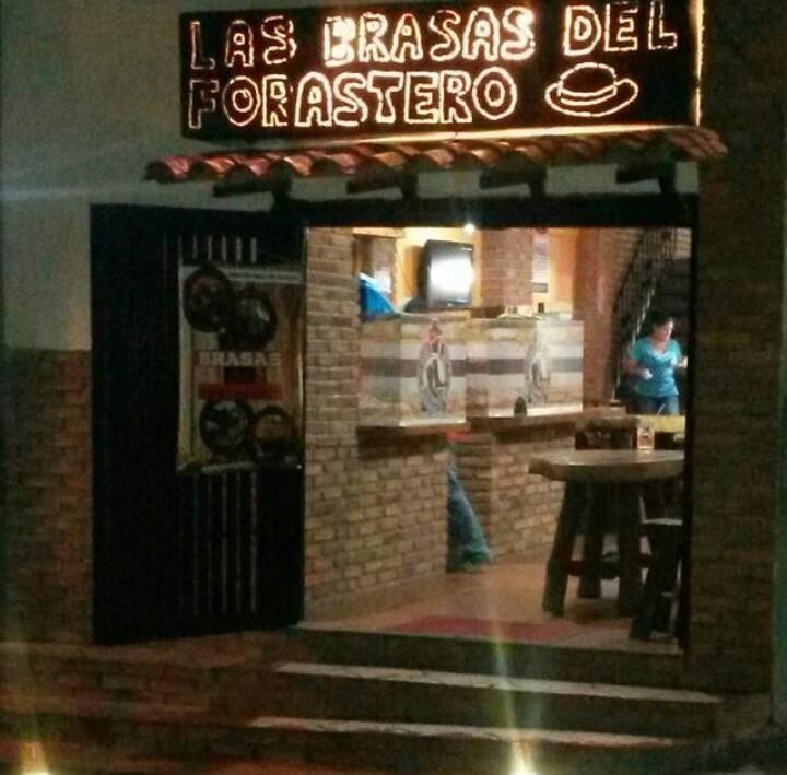 Las Brasas Del Forastero