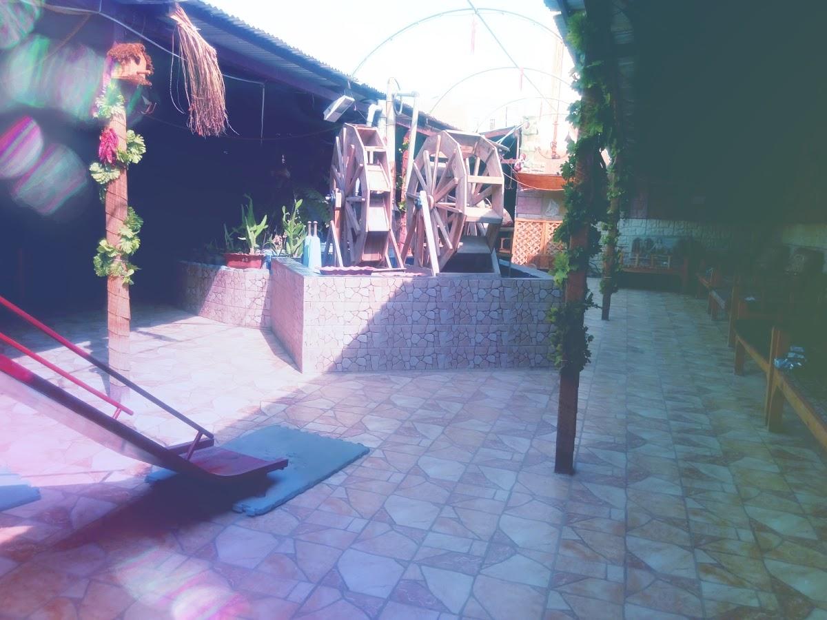 رستوران وفست فود زرشام