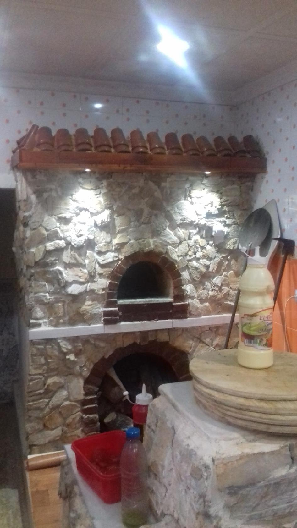 PIZZERIA CHARROUFA AU FEU DE BOIS