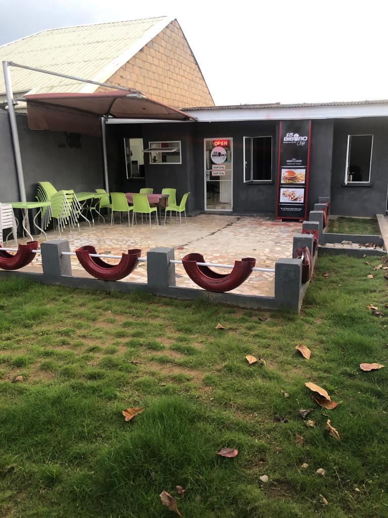S5 bistro cafè